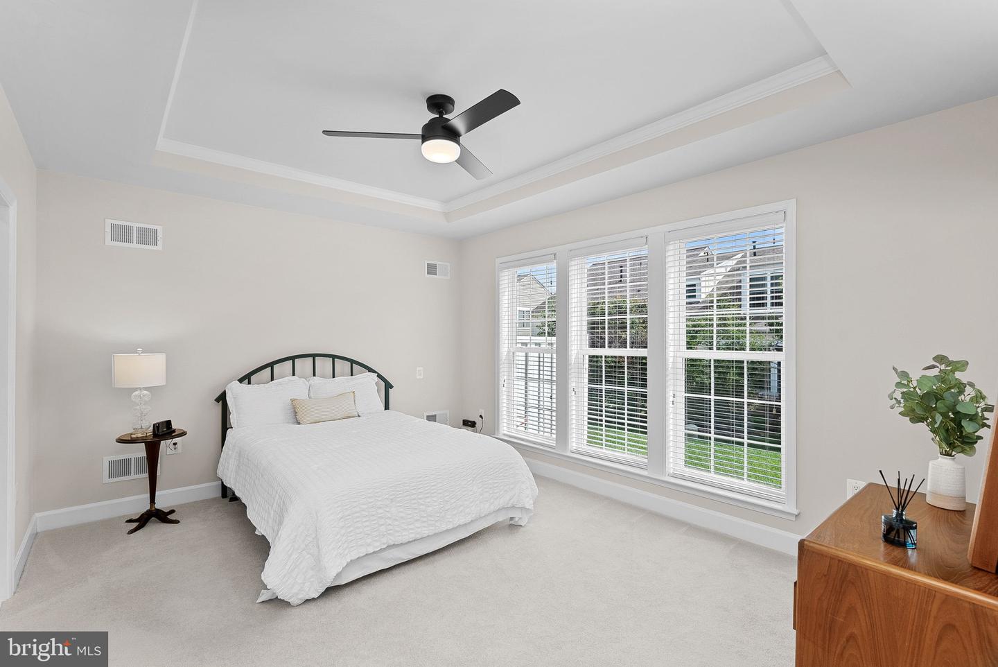 44444 OAKMONT MANOR SQ, ASHBURN, Virginia 20147, 2 Bedrooms Bedrooms, ,2 BathroomsBathrooms,Residential,For sale,44444 OAKMONT MANOR SQ,VALO2105050 MLS # VALO2105050