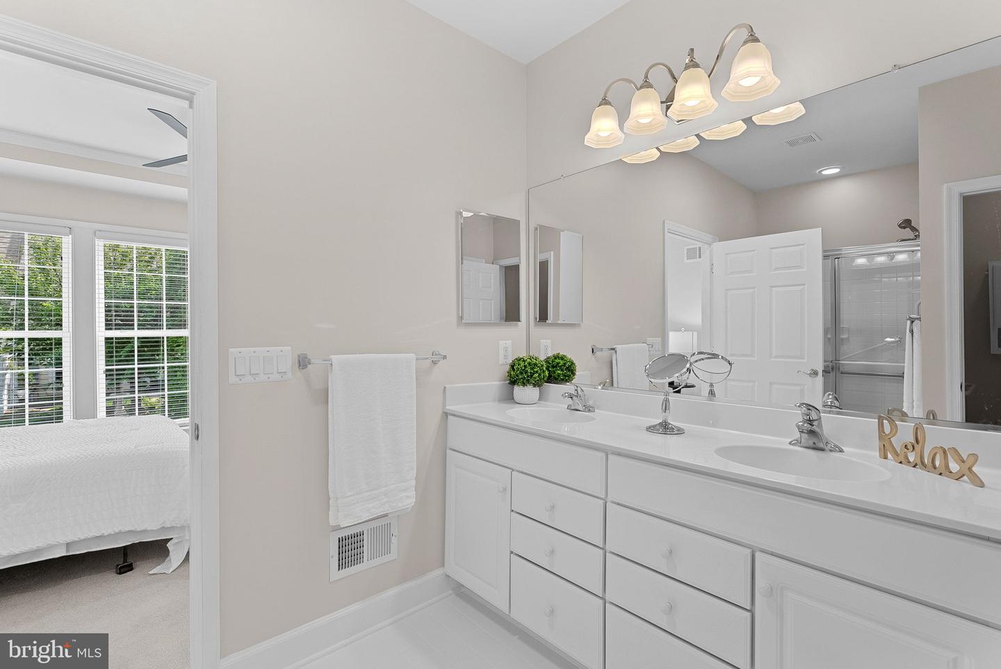 44444 OAKMONT MANOR SQ, ASHBURN, Virginia 20147, 2 Bedrooms Bedrooms, ,2 BathroomsBathrooms,Residential,For sale,44444 OAKMONT MANOR SQ,VALO2105050 MLS # VALO2105050