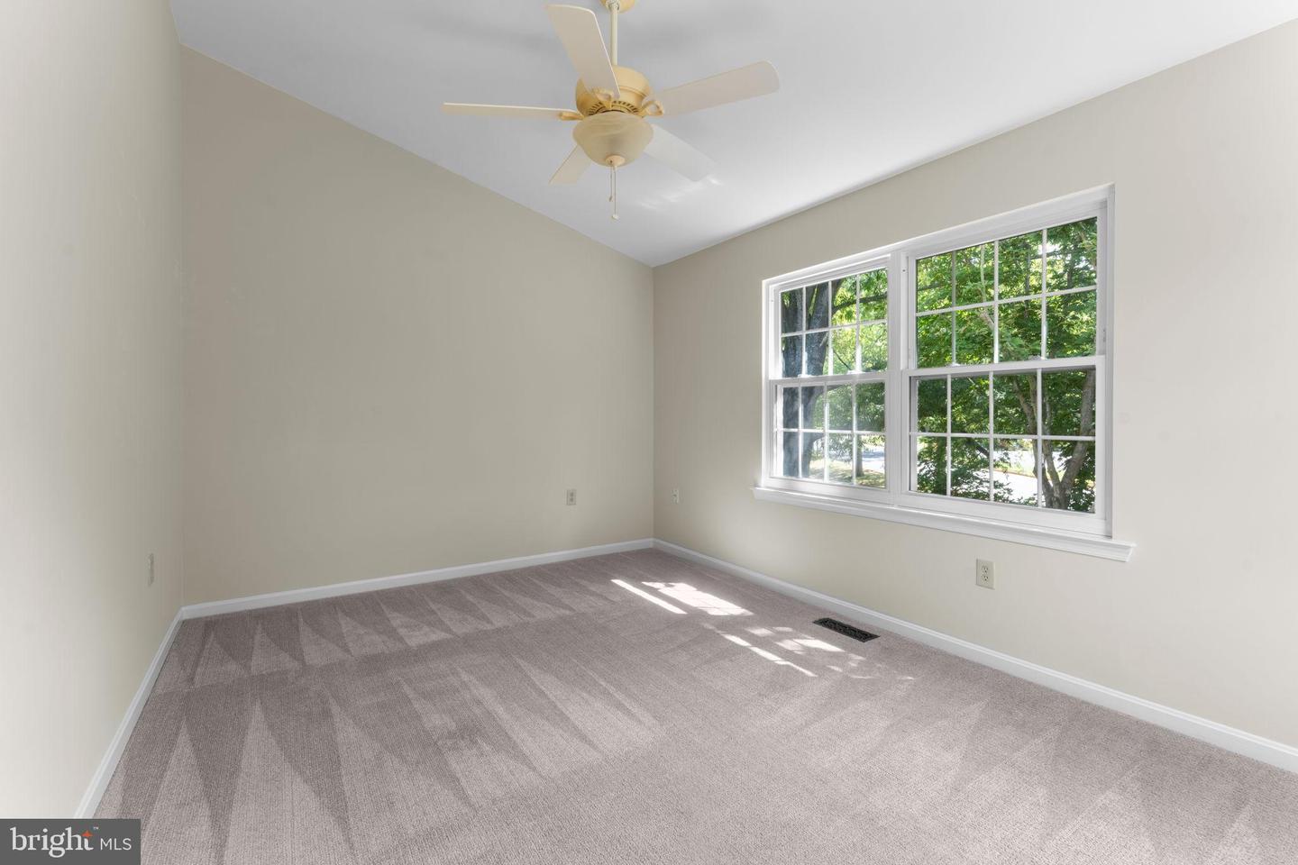 5128 SPRING BRANCH BLVD, DUMFRIES, Virginia 22025, 3 Bedrooms Bedrooms, 10 Rooms Rooms,2 BathroomsBathrooms,Residential,For sale,5128 SPRING BRANCH BLVD,VAPW2102164 MLS # VAPW2102164