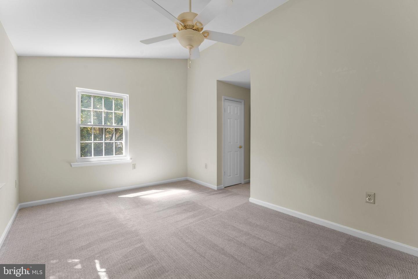 5128 SPRING BRANCH BLVD, DUMFRIES, Virginia 22025, 3 Bedrooms Bedrooms, 10 Rooms Rooms,2 BathroomsBathrooms,Residential,For sale,5128 SPRING BRANCH BLVD,VAPW2102164 MLS # VAPW2102164