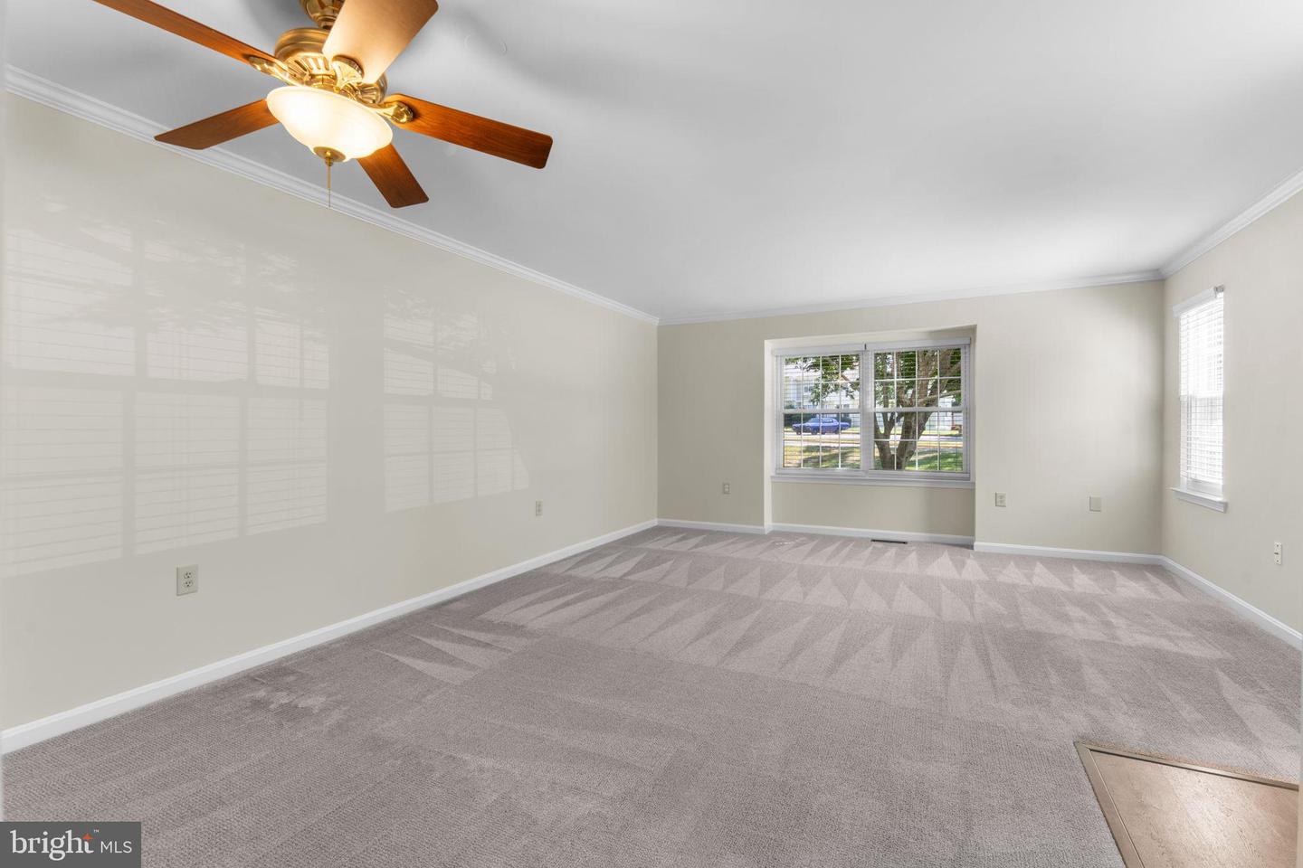 5128 SPRING BRANCH BLVD, DUMFRIES, Virginia 22025, 3 Bedrooms Bedrooms, 10 Rooms Rooms,2 BathroomsBathrooms,Residential,For sale,5128 SPRING BRANCH BLVD,VAPW2102164 MLS # VAPW2102164