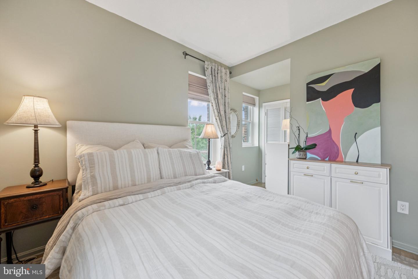 1812 VERNON ST NW #34, WASHINGTON, District Of Columbia 20009, 2 Bedrooms Bedrooms, ,1 BathroomBathrooms,Residential,For sale,1812 VERNON ST NW #34,DCDC2216262 MLS # DCDC2216262