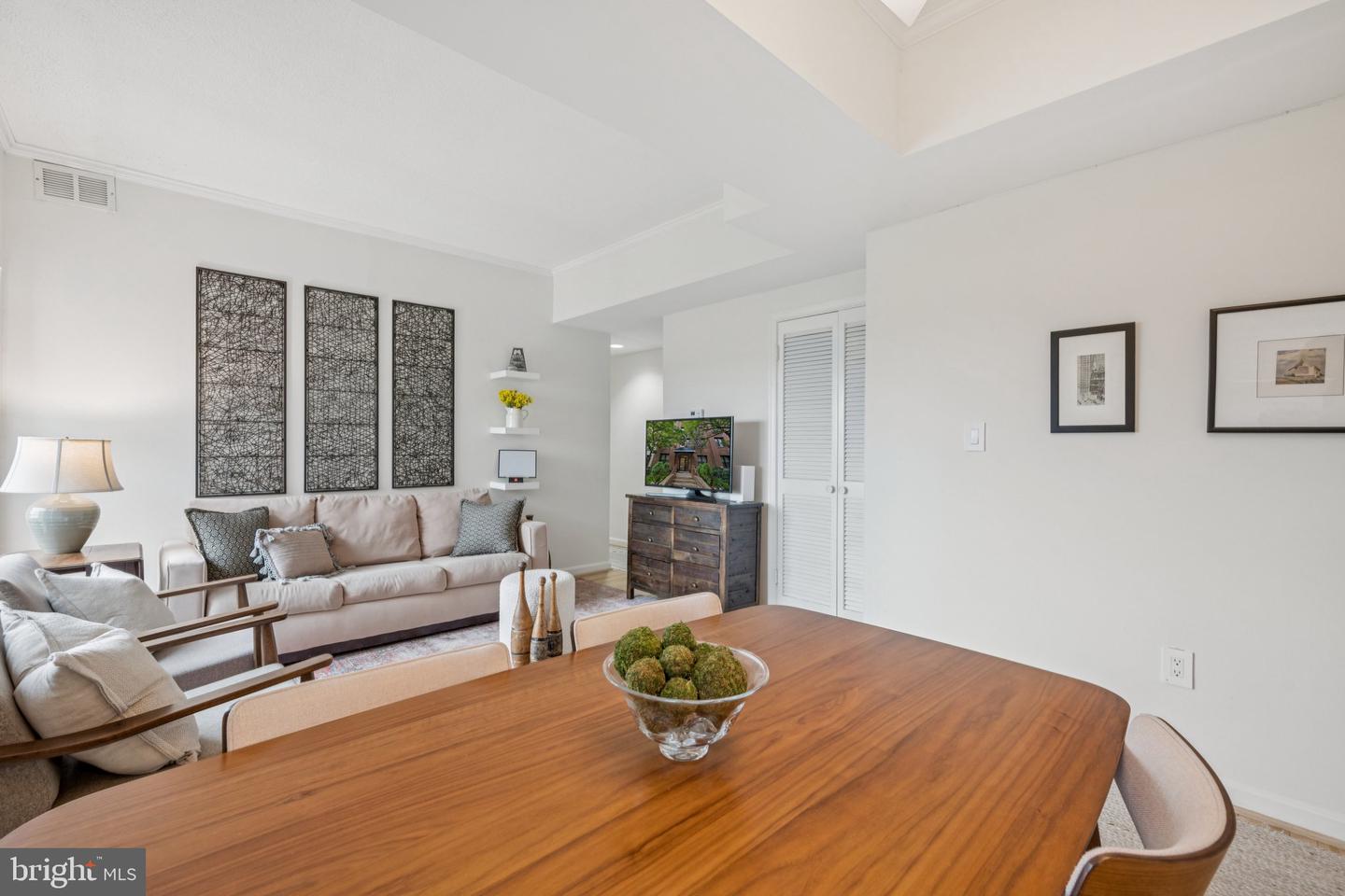 1812 VERNON ST NW #34, WASHINGTON, District Of Columbia 20009, 2 Bedrooms Bedrooms, ,1 BathroomBathrooms,Residential,For sale,1812 VERNON ST NW #34,DCDC2216262 MLS # DCDC2216262