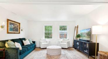 6625 10TH ST #C2, ALEXANDRIA, Virginia 22307, 3 Bedrooms Bedrooms, ,1 BathroomBathrooms,Residential,For sale,6625 10TH ST #C2,VAFX2262736 MLS # VAFX2262736