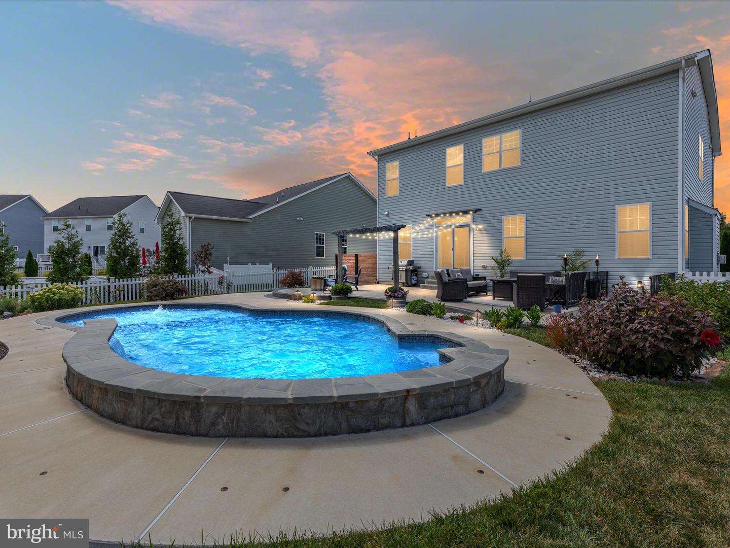 101 JEWEL BOX DR, STEPHENSON, Virginia 22656, 5 Bedrooms Bedrooms, ,3 BathroomsBathrooms,Residential,For sale,101 JEWEL BOX DR,VAFV2036372 MLS # VAFV2036372