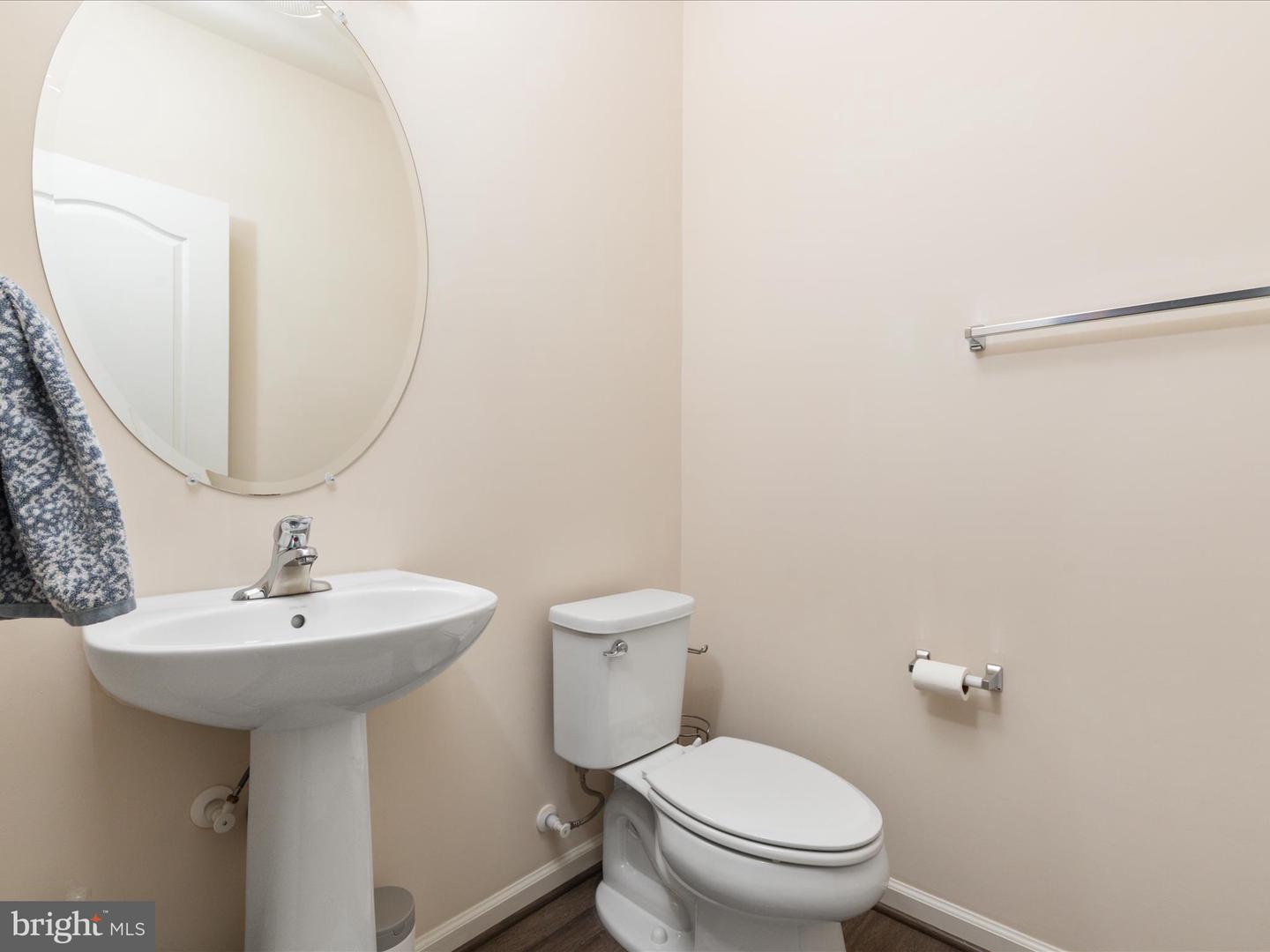101 JEWEL BOX DR, STEPHENSON, Virginia 22656, 5 Bedrooms Bedrooms, ,3 BathroomsBathrooms,Residential,For sale,101 JEWEL BOX DR,VAFV2036372 MLS # VAFV2036372