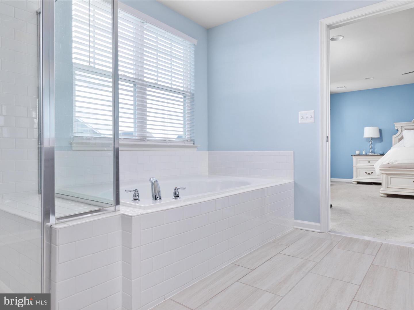 101 JEWEL BOX DR, STEPHENSON, Virginia 22656, 5 Bedrooms Bedrooms, ,3 BathroomsBathrooms,Residential,For sale,101 JEWEL BOX DR,VAFV2036372 MLS # VAFV2036372