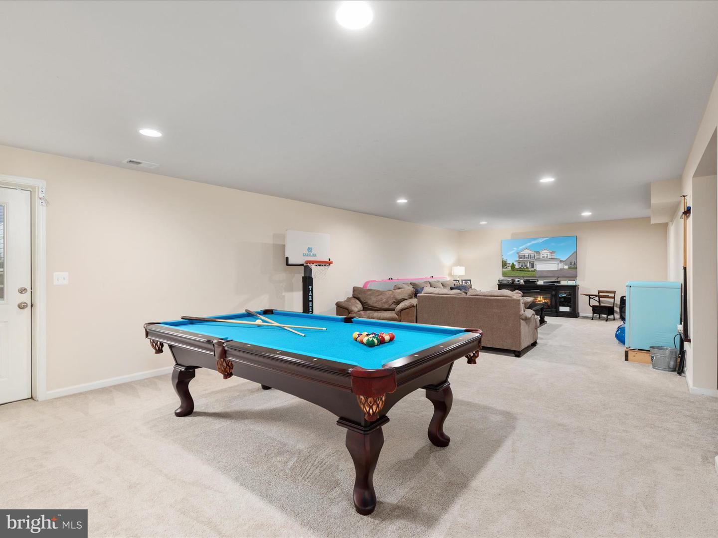 101 JEWEL BOX DR, STEPHENSON, Virginia 22656, 5 Bedrooms Bedrooms, ,3 BathroomsBathrooms,Residential,For sale,101 JEWEL BOX DR,VAFV2036372 MLS # VAFV2036372