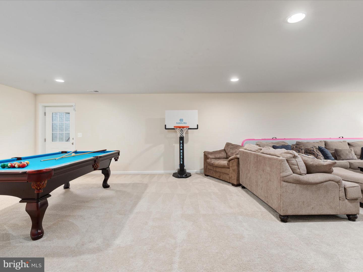 101 JEWEL BOX DR, STEPHENSON, Virginia 22656, 5 Bedrooms Bedrooms, ,3 BathroomsBathrooms,Residential,For sale,101 JEWEL BOX DR,VAFV2036372 MLS # VAFV2036372