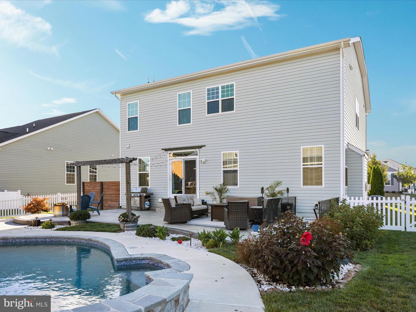 101 JEWEL BOX DR, STEPHENSON, Virginia 22656, 5 Bedrooms Bedrooms, ,3 BathroomsBathrooms,Residential,For sale,101 JEWEL BOX DR,VAFV2036372 MLS # VAFV2036372