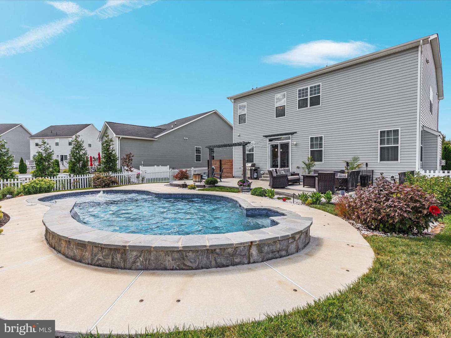 101 JEWEL BOX DR, STEPHENSON, Virginia 22656, 5 Bedrooms Bedrooms, ,3 BathroomsBathrooms,Residential,For sale,101 JEWEL BOX DR,VAFV2036372 MLS # VAFV2036372