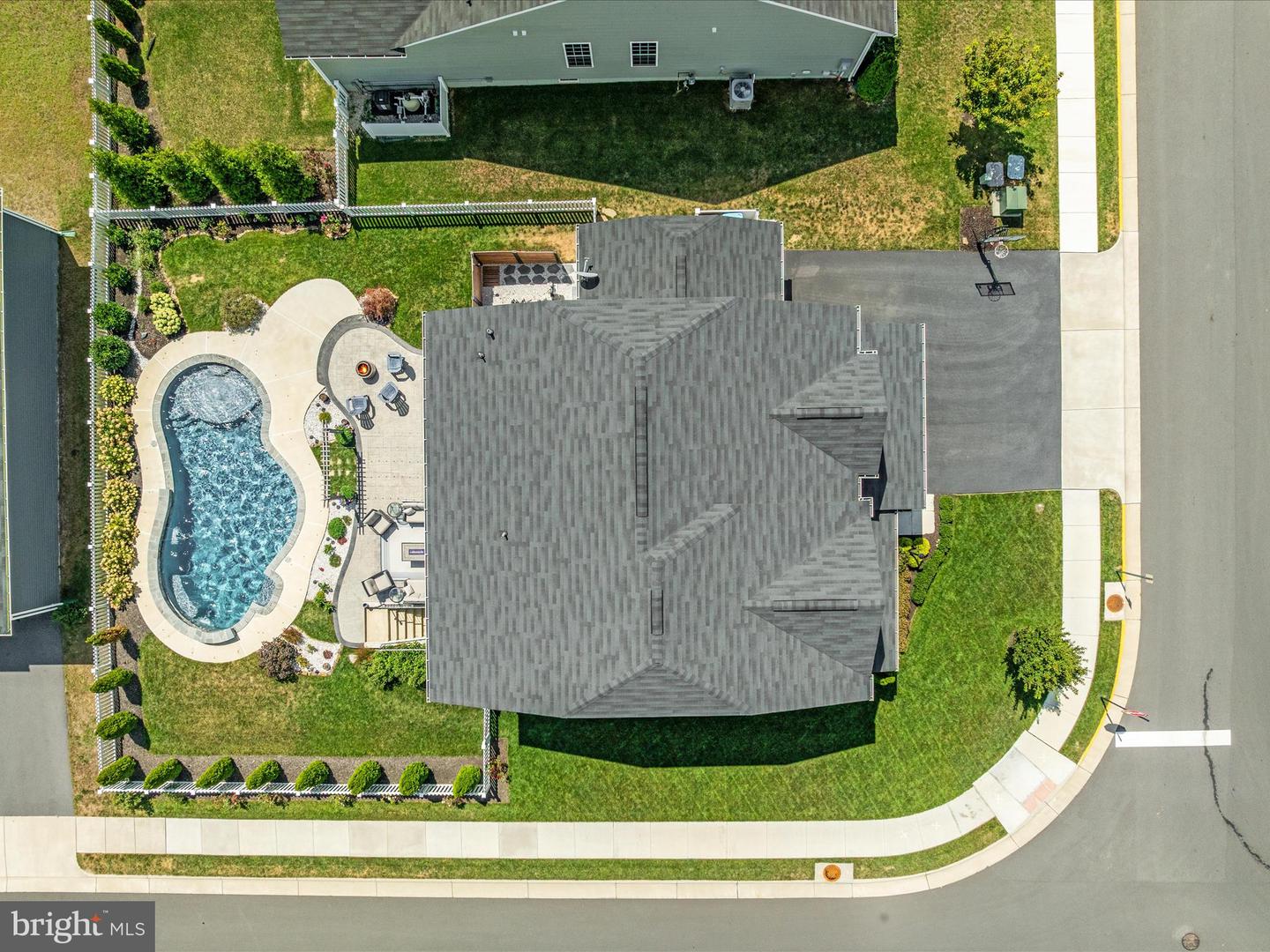101 JEWEL BOX DR, STEPHENSON, Virginia 22656, 5 Bedrooms Bedrooms, ,3 BathroomsBathrooms,Residential,For sale,101 JEWEL BOX DR,VAFV2036372 MLS # VAFV2036372
