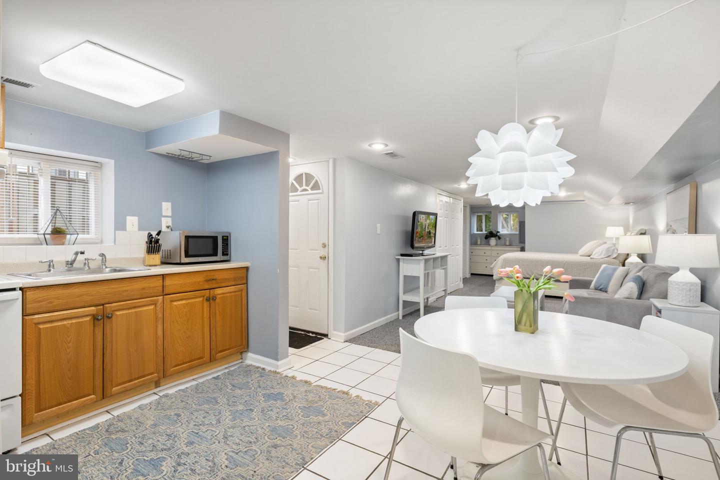 1019 10TH ST NE, WASHINGTON, District Of Columbia 20002, 4 Bedrooms Bedrooms, ,3 BathroomsBathrooms,Residential,For sale,1019 10TH ST NE,DCDC2216608 MLS # DCDC2216608