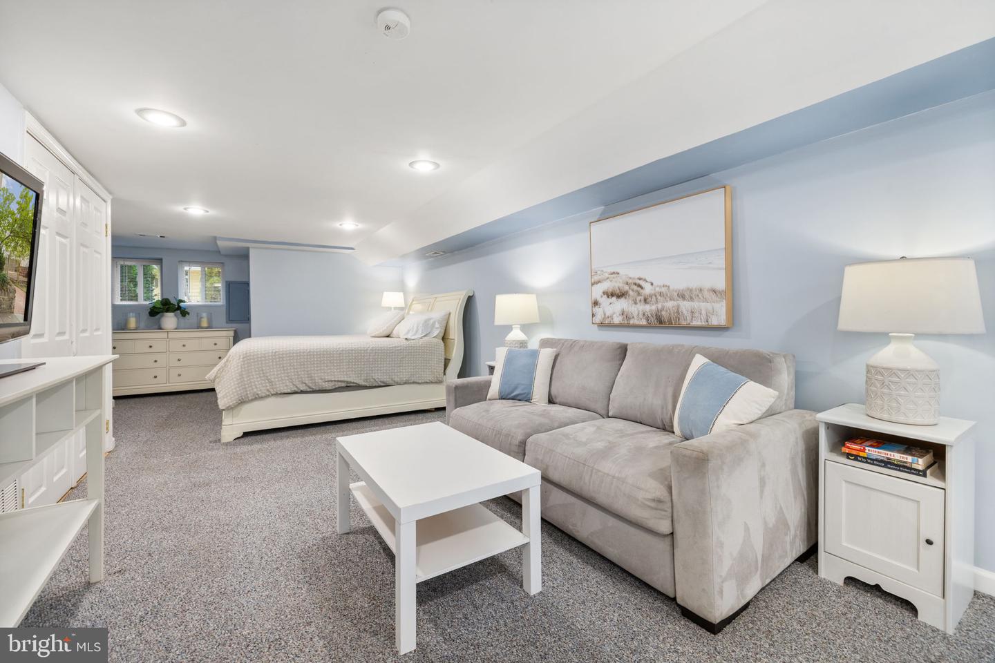 1019 10TH ST NE, WASHINGTON, District Of Columbia 20002, 4 Bedrooms Bedrooms, ,3 BathroomsBathrooms,Residential,For sale,1019 10TH ST NE,DCDC2216608 MLS # DCDC2216608