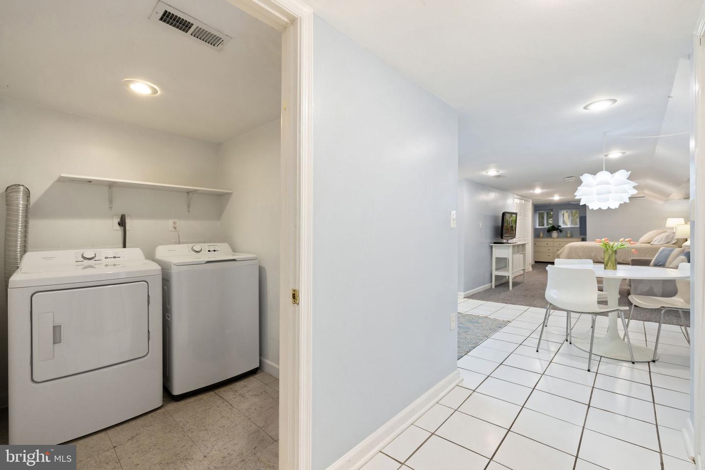 1019 10TH ST NE, WASHINGTON, District Of Columbia 20002, 4 Bedrooms Bedrooms, ,3 BathroomsBathrooms,Residential,For sale,1019 10TH ST NE,DCDC2216608 MLS # DCDC2216608