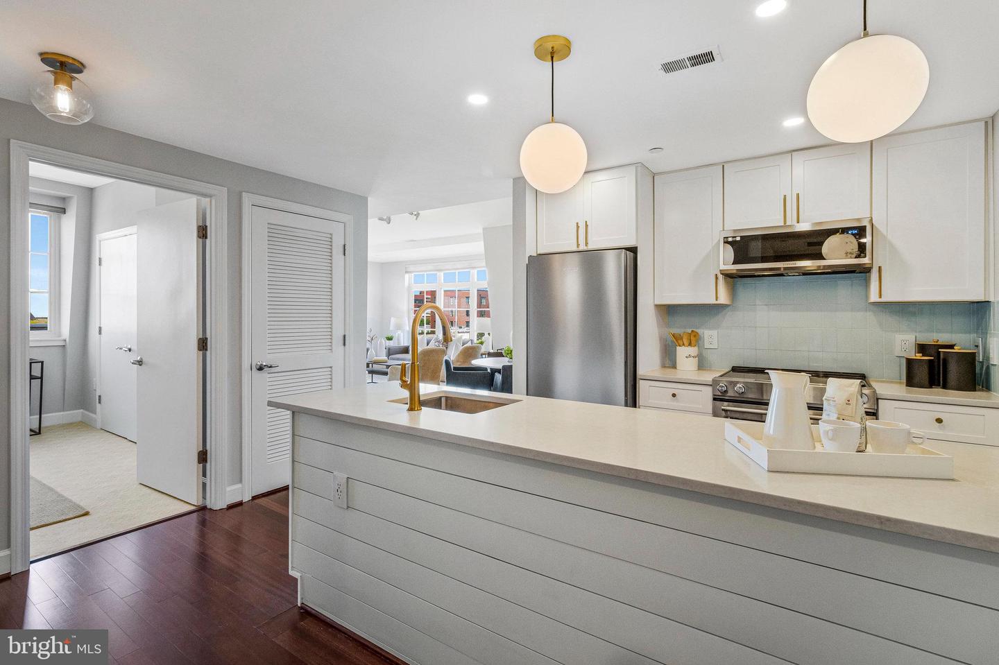 150 V ST NW #V402, WASHINGTON, District Of Columbia 20001, 2 Bedrooms Bedrooms, ,1 BathroomBathrooms,Residential,For sale,150 V ST NW #V402,DCDC2217184 MLS # DCDC2217184