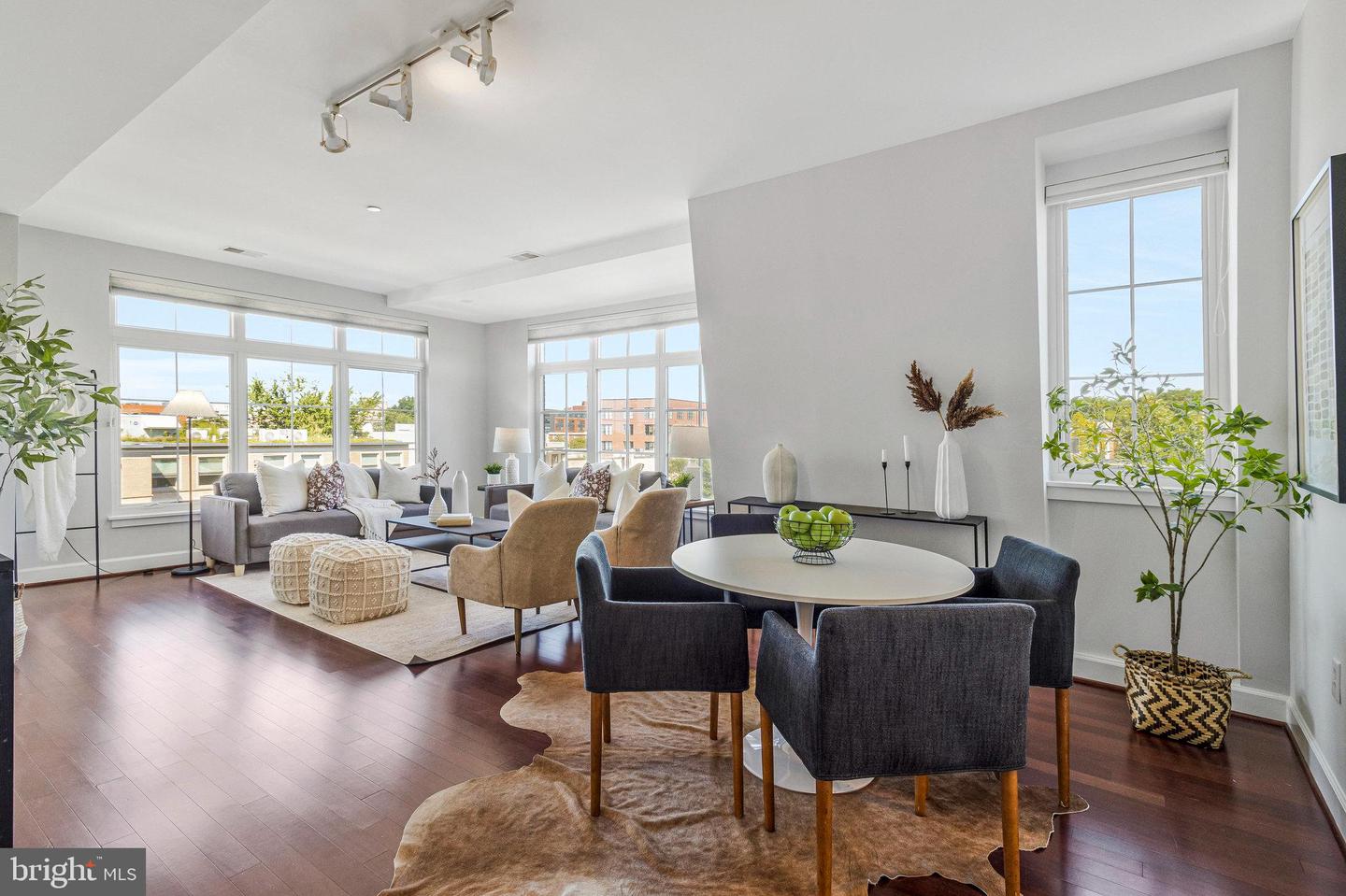 150 V ST NW #V402, WASHINGTON, District Of Columbia 20001, 2 Bedrooms Bedrooms, ,1 BathroomBathrooms,Residential,For sale,150 V ST NW #V402,DCDC2217184 MLS # DCDC2217184