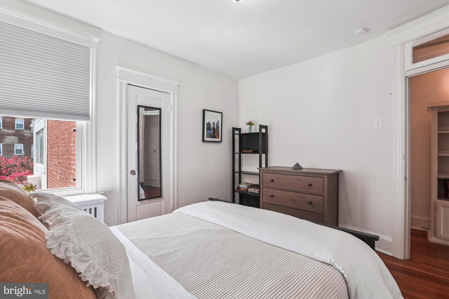 1204 IRVING ST NW, WASHINGTON, District Of Columbia 20010, 4 Bedrooms Bedrooms, ,2 BathroomsBathrooms,Residential,For sale,1204 IRVING ST NW,DCDC2217294 MLS # DCDC2217294