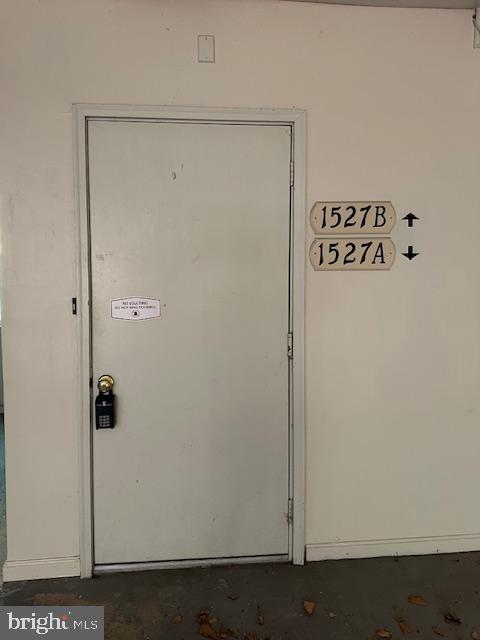 1527 N COLONIAL TER #B, ARLINGTON, Virginia 22209, 2 Bedrooms Bedrooms, ,2 BathroomsBathrooms,Residential,For sale,1527 N COLONIAL TER #B,VAAR2062920 MLS # VAAR2062920