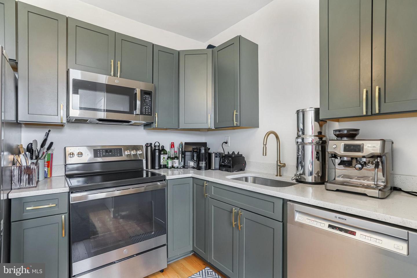 3007 11TH ST NW, WASHINGTON, District Of Columbia 20001, 6 Bedrooms Bedrooms, ,3 BathroomsBathrooms,Residential,For sale,3007 11TH ST NW,DCDC2217506 MLS # DCDC2217506