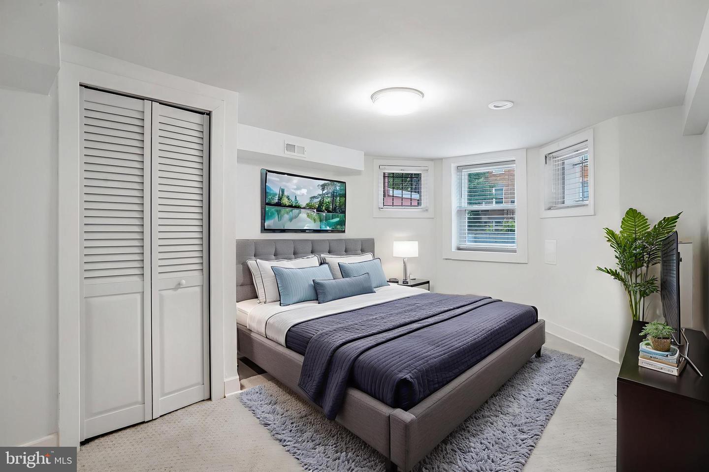 3007 11TH ST NW, WASHINGTON, District Of Columbia 20001, 6 Bedrooms Bedrooms, ,3 BathroomsBathrooms,Residential,For sale,3007 11TH ST NW,DCDC2217506 MLS # DCDC2217506