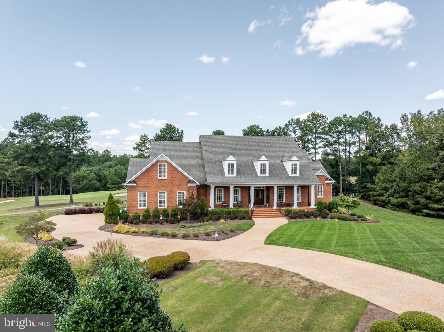 816 FOUNDERS GRANT, MIDLOTHIAN, Virginia 23113, 4 Bedrooms Bedrooms, 12 Rooms Rooms,3 BathroomsBathrooms,Residential,For sale,816 FOUNDERS GRANT,VAPN2000098 MLS # VAPN2000098