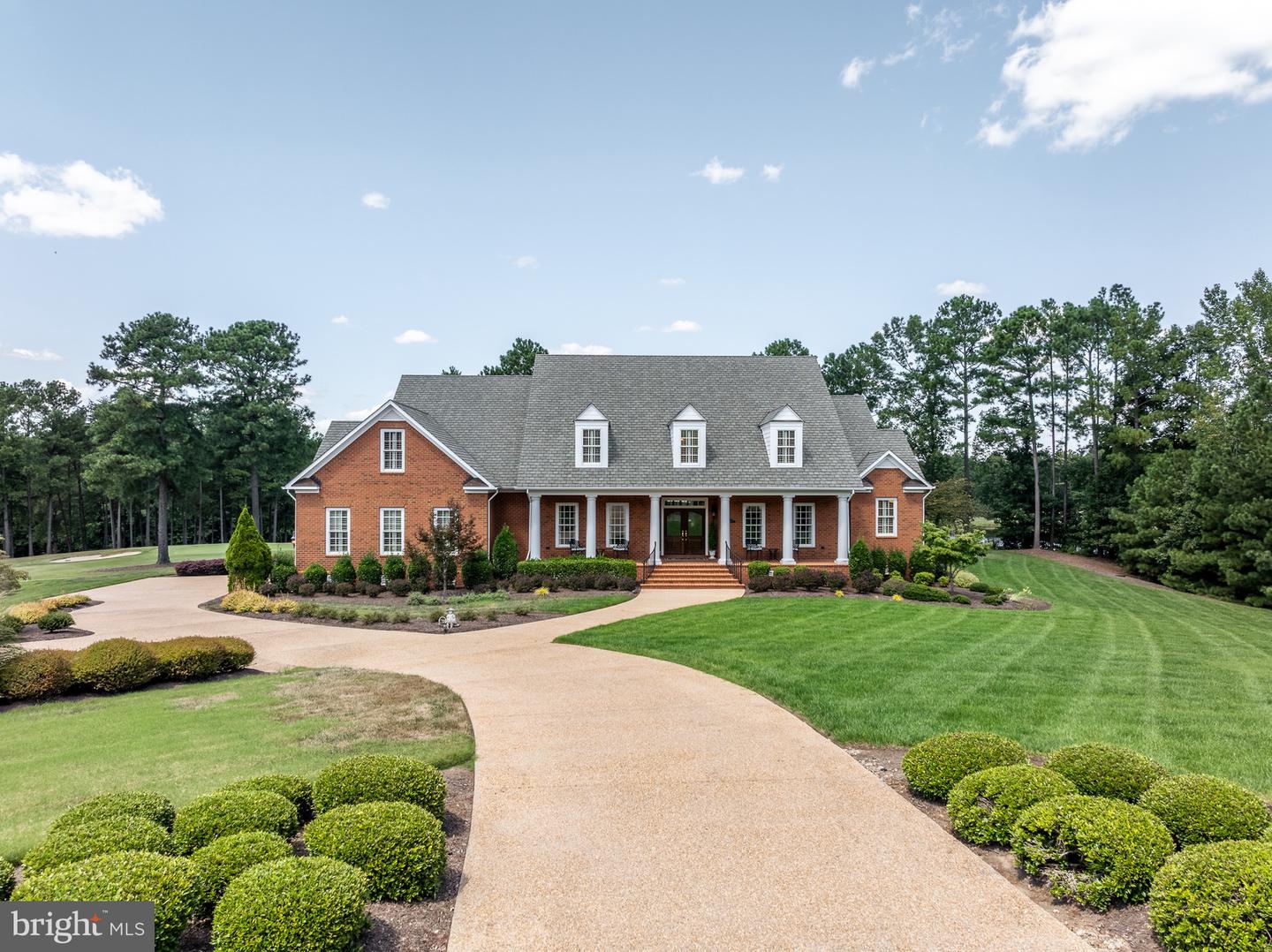 816 FOUNDERS GRANT, MIDLOTHIAN, Virginia 23113, 4 Bedrooms Bedrooms, 12 Rooms Rooms,3 BathroomsBathrooms,Residential,For sale,816 FOUNDERS GRANT,VAPN2000098 MLS # VAPN2000098