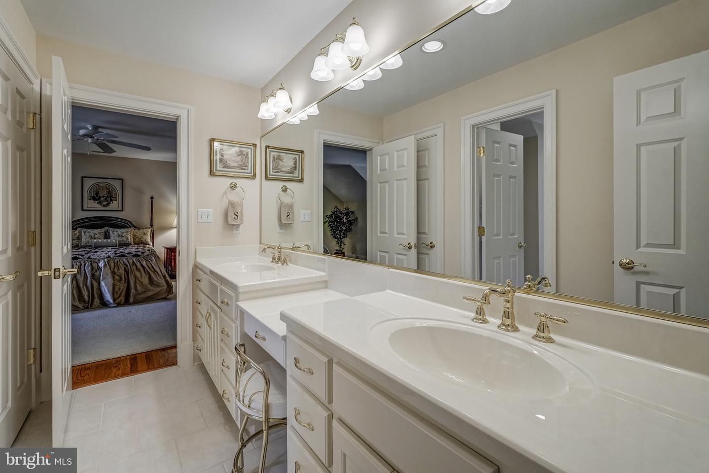 816 FOUNDERS GRANT, MIDLOTHIAN, Virginia 23113, 4 Bedrooms Bedrooms, 12 Rooms Rooms,3 BathroomsBathrooms,Residential,For sale,816 FOUNDERS GRANT,VAPN2000098 MLS # VAPN2000098