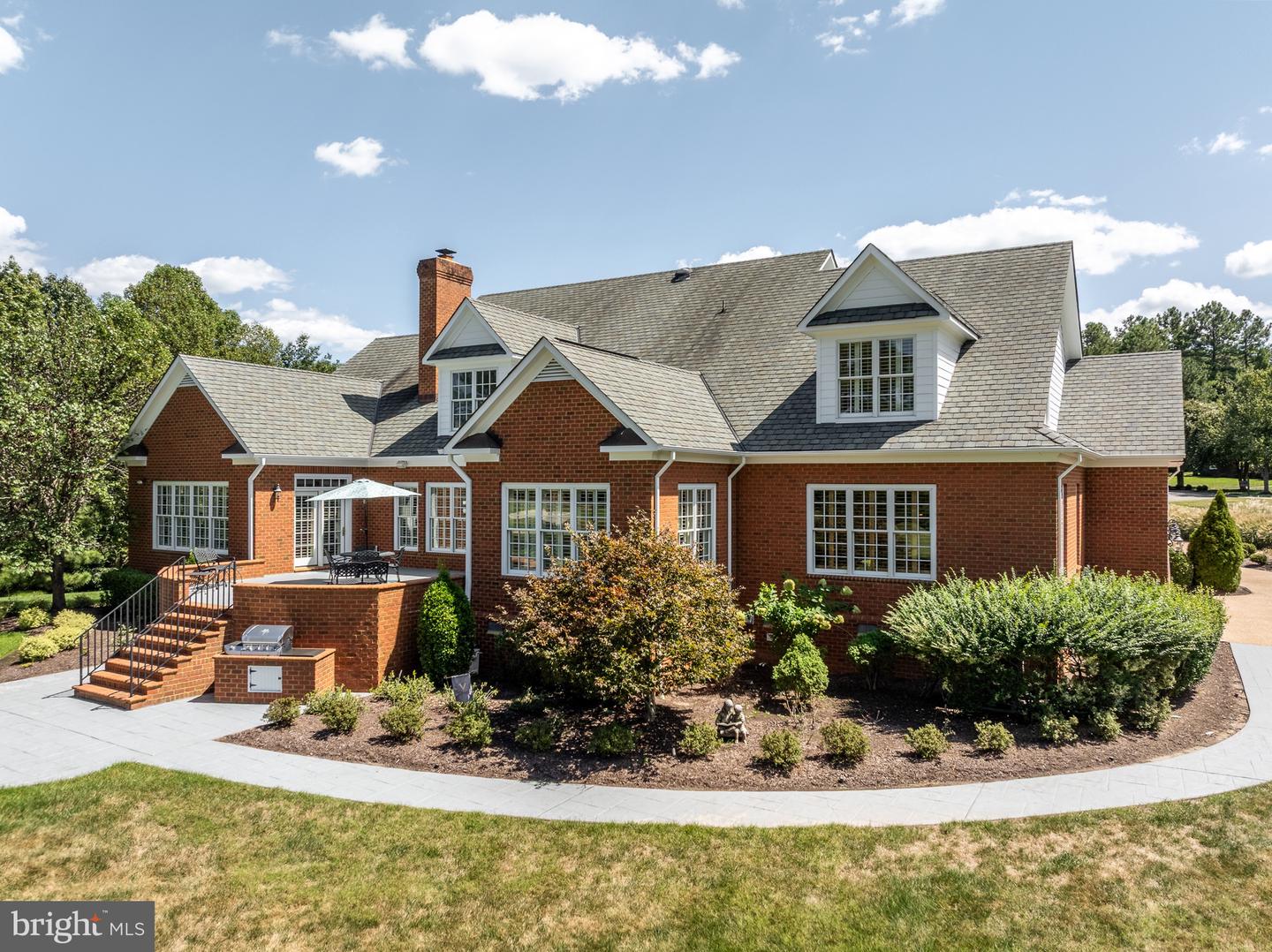 816 FOUNDERS GRANT, MIDLOTHIAN, Virginia 23113, 4 Bedrooms Bedrooms, 12 Rooms Rooms,3 BathroomsBathrooms,Residential,For sale,816 FOUNDERS GRANT,VAPN2000098 MLS # VAPN2000098