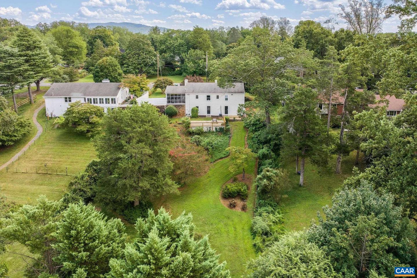 1623 SAINT ANNES RD, CHARLOTTESVILLE, Virginia 22901, 3 Bedrooms Bedrooms, ,2 BathroomsBathrooms,Residential,For sale,1623 SAINT ANNES RD,668505 MLS # 668505