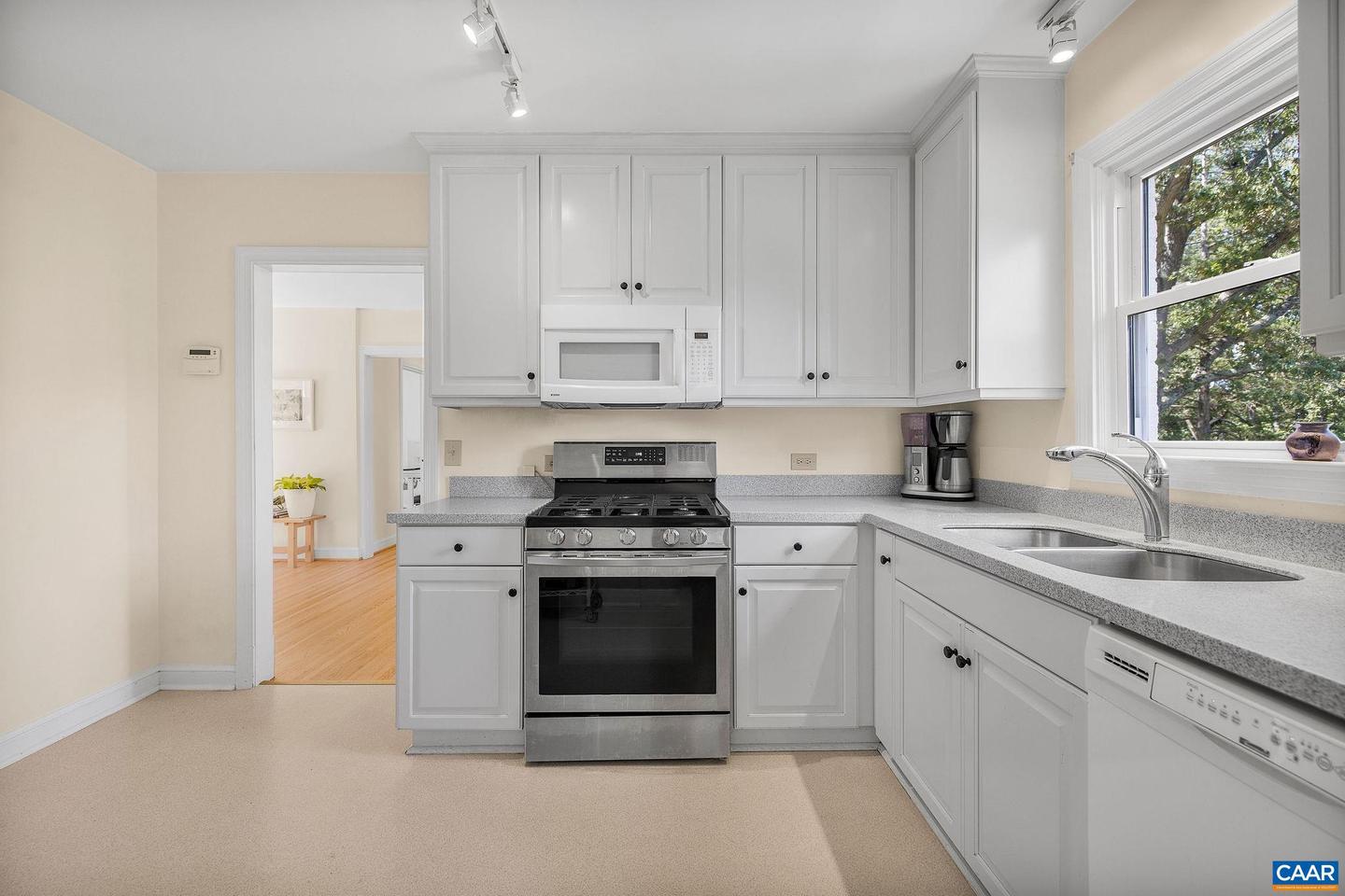 1623 SAINT ANNES RD, CHARLOTTESVILLE, Virginia 22901, 3 Bedrooms Bedrooms, ,2 BathroomsBathrooms,Residential,For sale,1623 SAINT ANNES RD,668505 MLS # 668505
