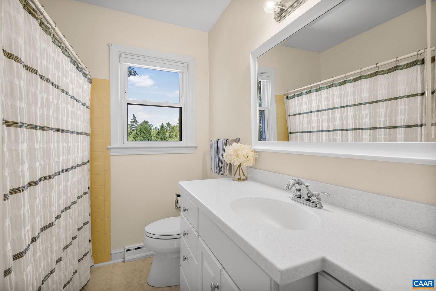 1623 SAINT ANNES RD, CHARLOTTESVILLE, Virginia 22901, 3 Bedrooms Bedrooms, ,2 BathroomsBathrooms,Residential,For sale,1623 SAINT ANNES RD,668505 MLS # 668505