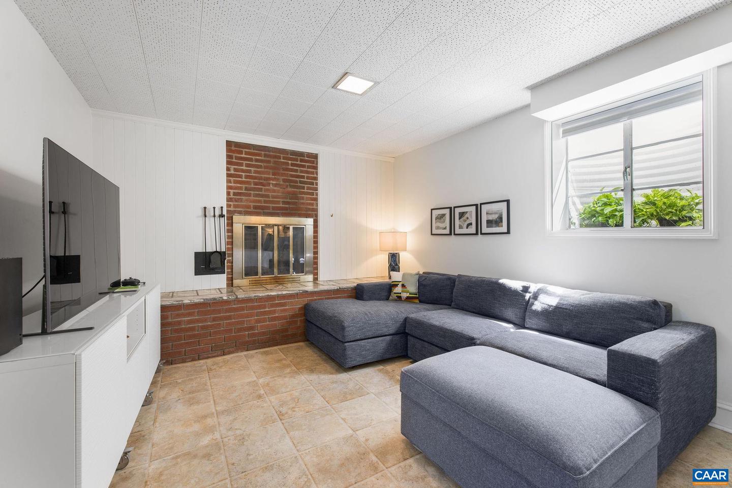 1623 SAINT ANNES RD, CHARLOTTESVILLE, Virginia 22901, 3 Bedrooms Bedrooms, ,2 BathroomsBathrooms,Residential,For sale,1623 SAINT ANNES RD,668505 MLS # 668505