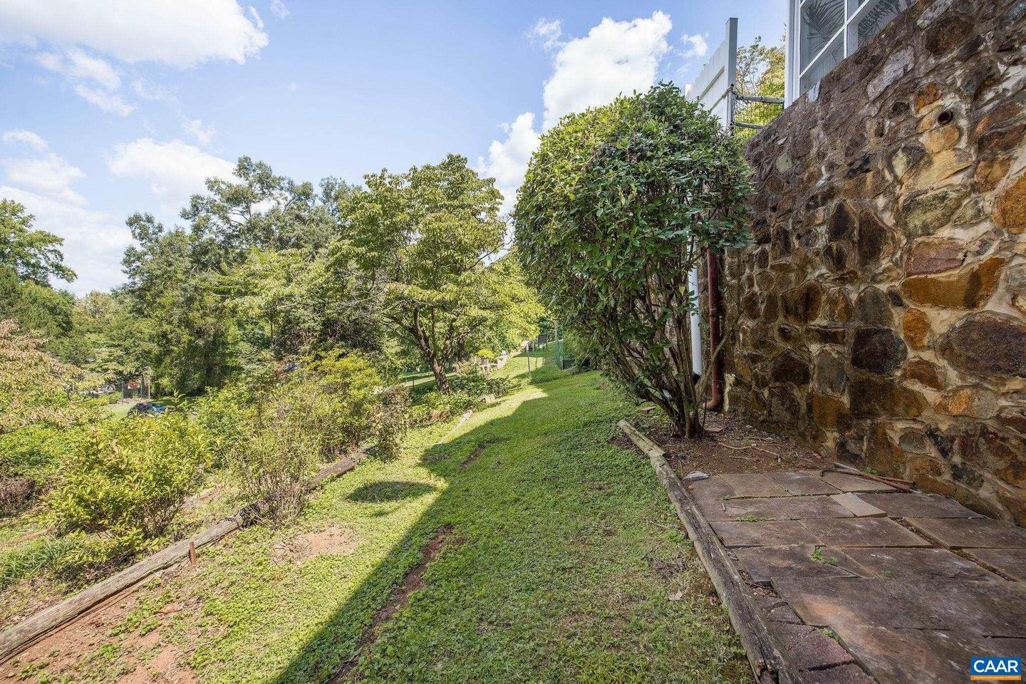1623 SAINT ANNES RD, CHARLOTTESVILLE, Virginia 22901, 3 Bedrooms Bedrooms, ,2 BathroomsBathrooms,Residential,For sale,1623 SAINT ANNES RD,668505 MLS # 668505