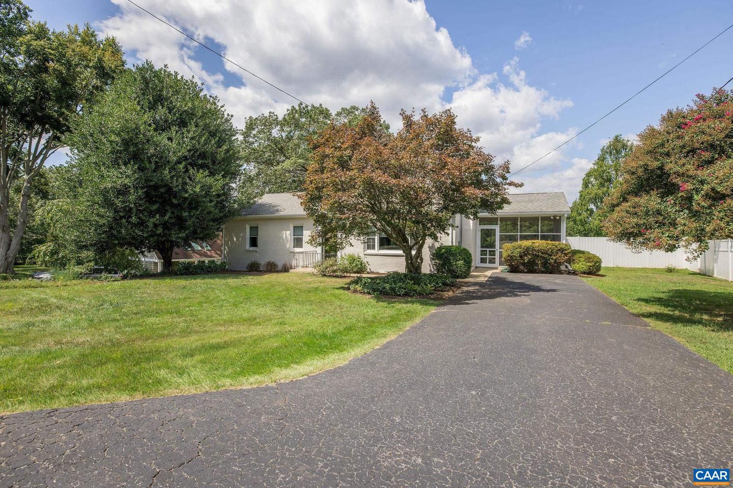 1623 SAINT ANNES RD, CHARLOTTESVILLE, Virginia 22901, 3 Bedrooms Bedrooms, ,2 BathroomsBathrooms,Residential,For sale,1623 SAINT ANNES RD,668505 MLS # 668505