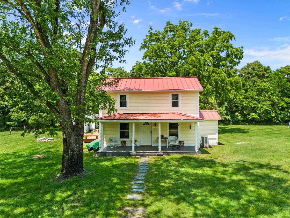 6772 SOUTH EAST SIDE HWY, ELKTON, Virginia 22827, 3 Bedrooms Bedrooms, ,2 BathroomsBathrooms,Residential,6772 SOUTH EAST SIDE HWY,661080 MLS # 661080