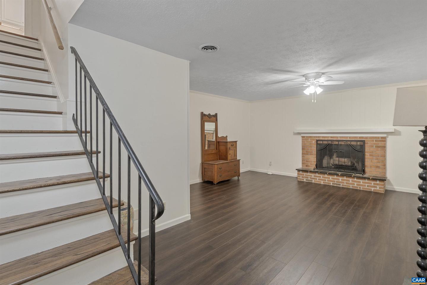 2805 HUNTINGTON RD, CHARLOTTESVILLE, Virginia 22901, 4 Bedrooms Bedrooms, ,2 BathroomsBathrooms,Residential,For sale,2805 HUNTINGTON RD,668553 MLS # 668553