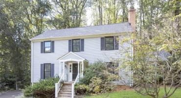 2805 HUNTINGTON RD, CHARLOTTESVILLE, Virginia 22901, 4 Bedrooms Bedrooms, ,2 BathroomsBathrooms,Residential,For sale,2805 HUNTINGTON RD,668553 MLS # 668553