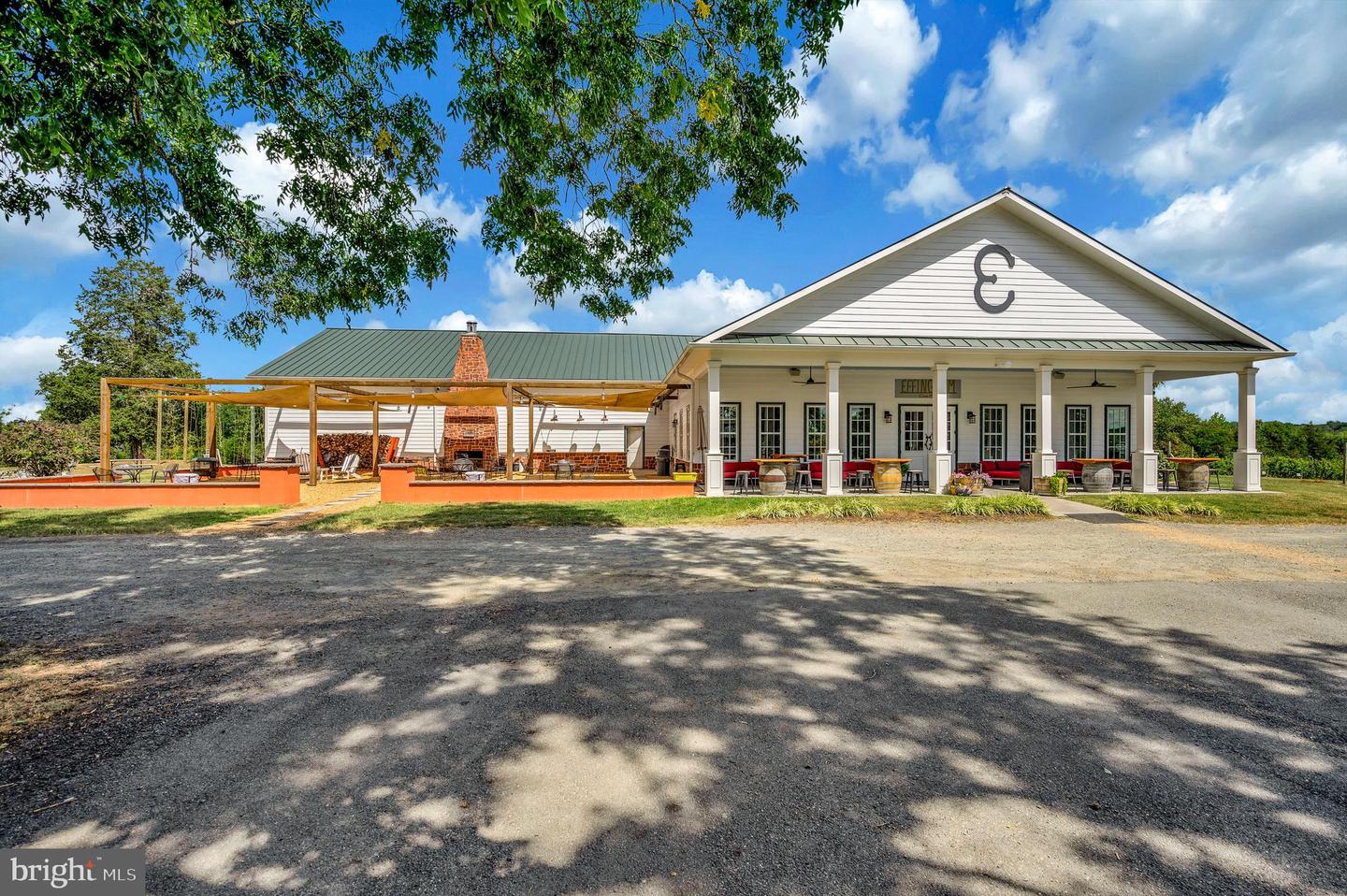 10905 JUSTABOUT FARMS LN, NOKESVILLE, Virginia 20181, 6 Bedrooms Bedrooms, ,4 BathroomsBathrooms,Residential,For sale,10905 JUSTABOUT FARMS LN,VAPW2103300 MLS # VAPW2103300