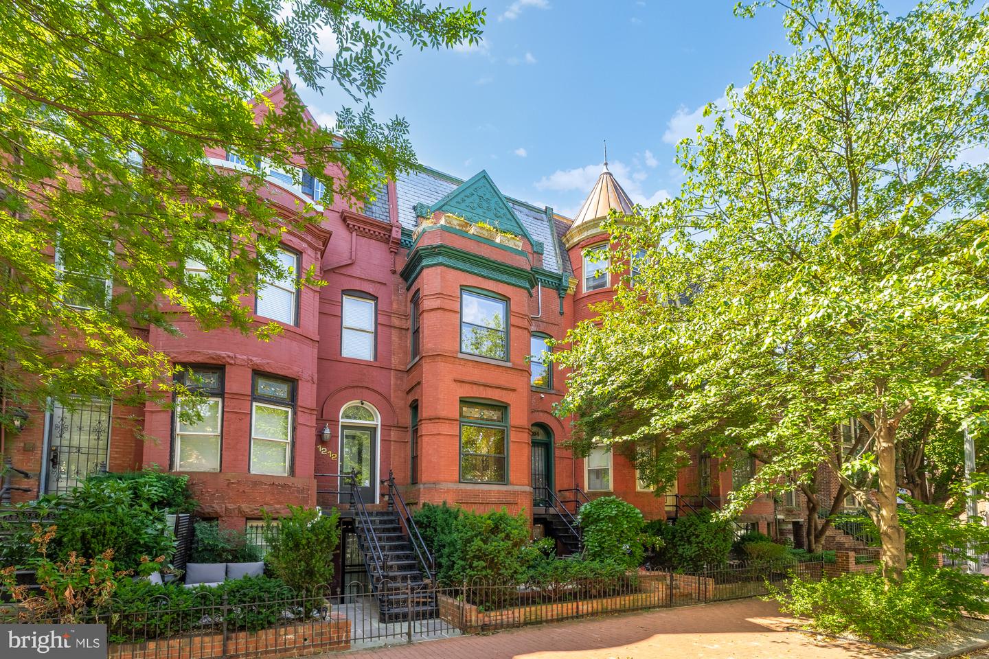 1214 T ST NW, WASHINGTON, District Of Columbia 20009, 6 Bedrooms Bedrooms, ,4 BathroomsBathrooms,Residential,For sale,1214 T ST NW,DCDC2220474 MLS # DCDC2220474