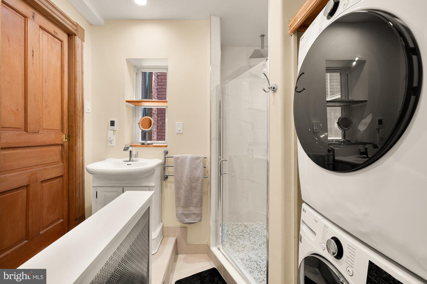 1214 T ST NW, WASHINGTON, District Of Columbia 20009, 6 Bedrooms Bedrooms, ,4 BathroomsBathrooms,Residential,For sale,1214 T ST NW,DCDC2220474 MLS # DCDC2220474