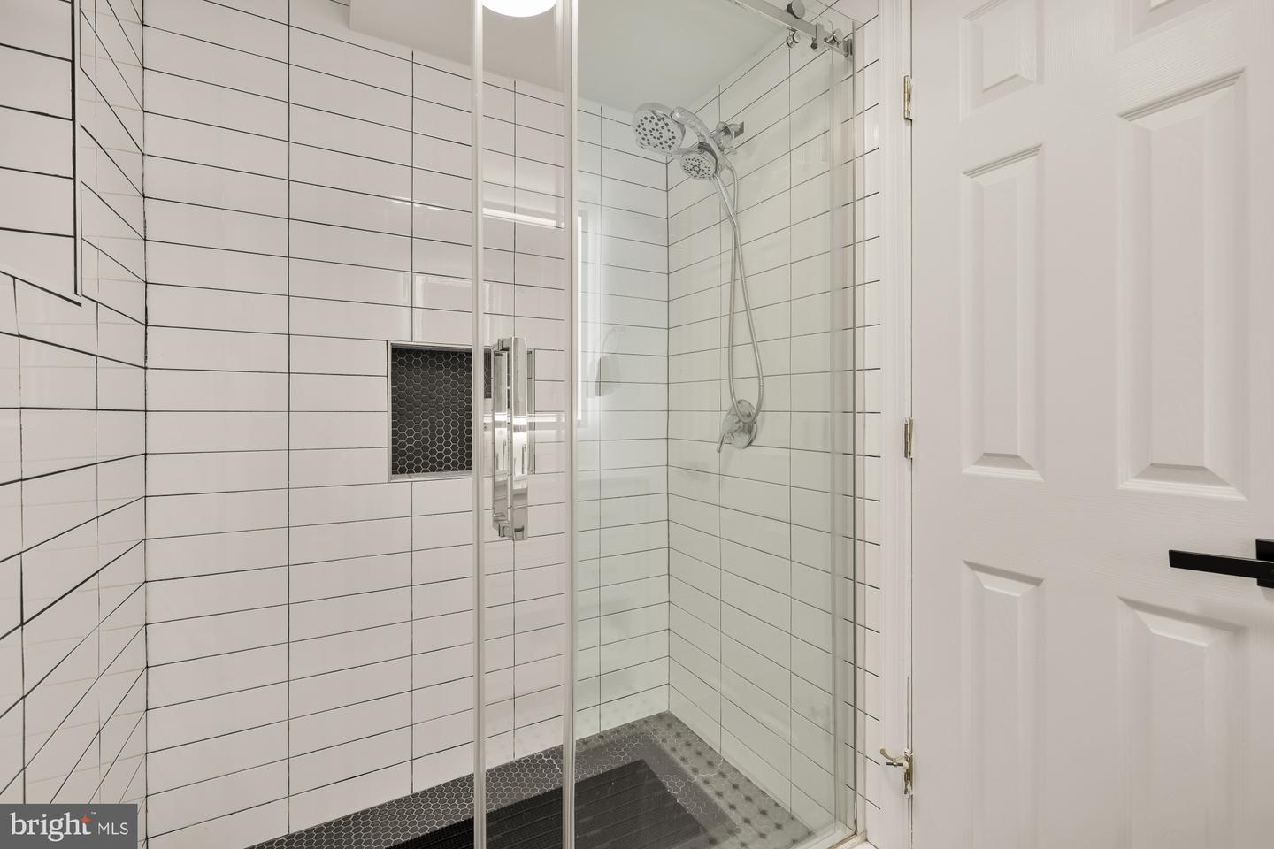 1214 T ST NW, WASHINGTON, District Of Columbia 20009, 6 Bedrooms Bedrooms, ,4 BathroomsBathrooms,Residential,For sale,1214 T ST NW,DCDC2220474 MLS # DCDC2220474