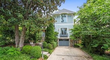 2215 KING PL NW, WASHINGTON, District Of Columbia 20007, 7 Bedrooms Bedrooms, ,6 BathroomsBathrooms,Residential,For sale,2215 KING PL NW,DCDC2220570 MLS # DCDC2220570