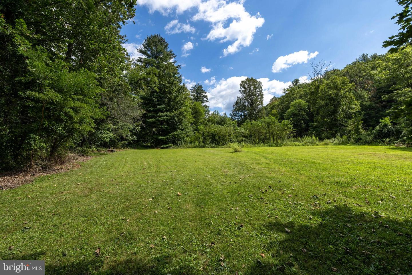 2903 DRY RUN RD, LURAY, Virginia 22835, 2 Bedrooms Bedrooms, ,1 BathroomBathrooms,Residential,For sale,2903 DRY RUN RD,VAPA2005322 MLS # VAPA2005322