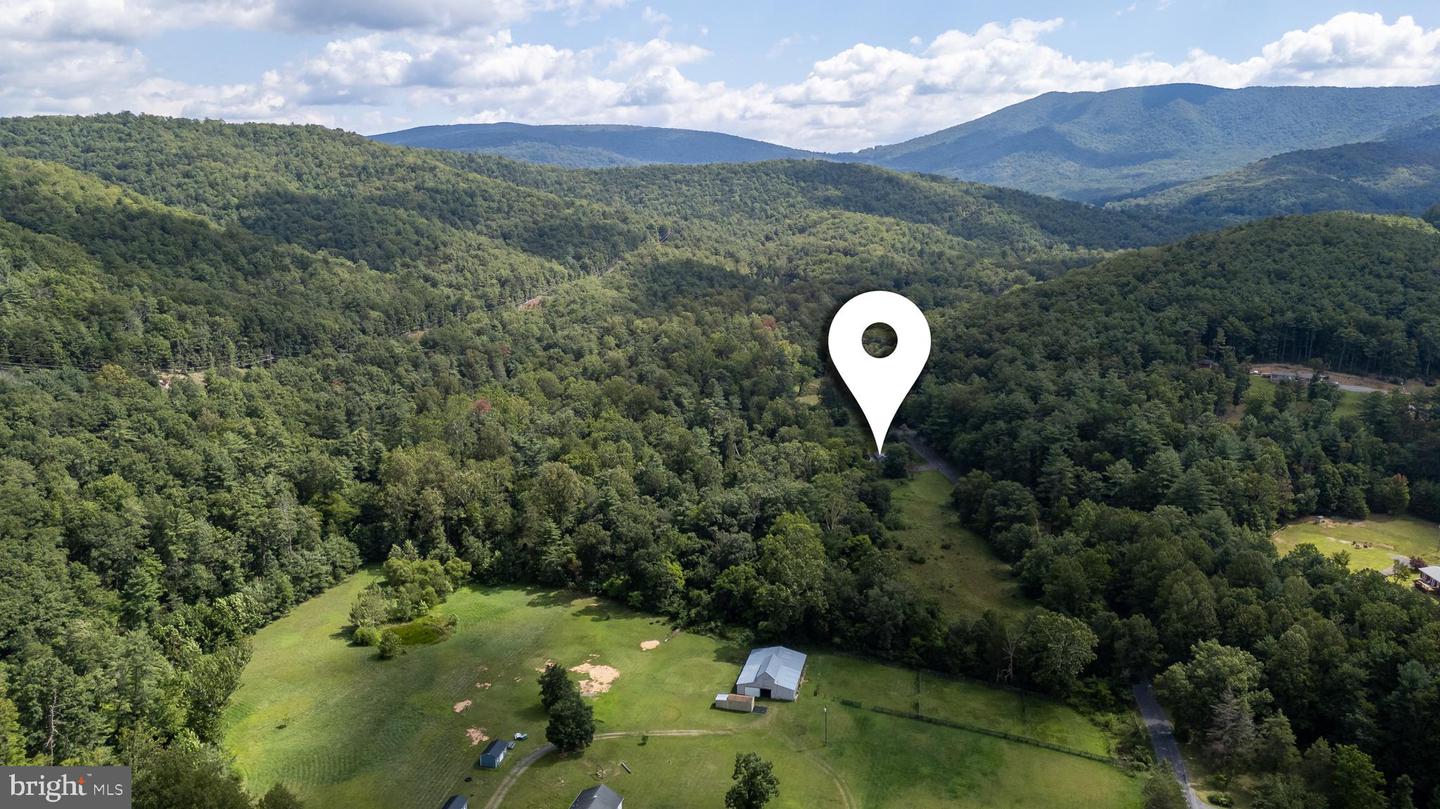 2903 DRY RUN RD, LURAY, Virginia 22835, 2 Bedrooms Bedrooms, ,1 BathroomBathrooms,Residential,For sale,2903 DRY RUN RD,VAPA2005322 MLS # VAPA2005322