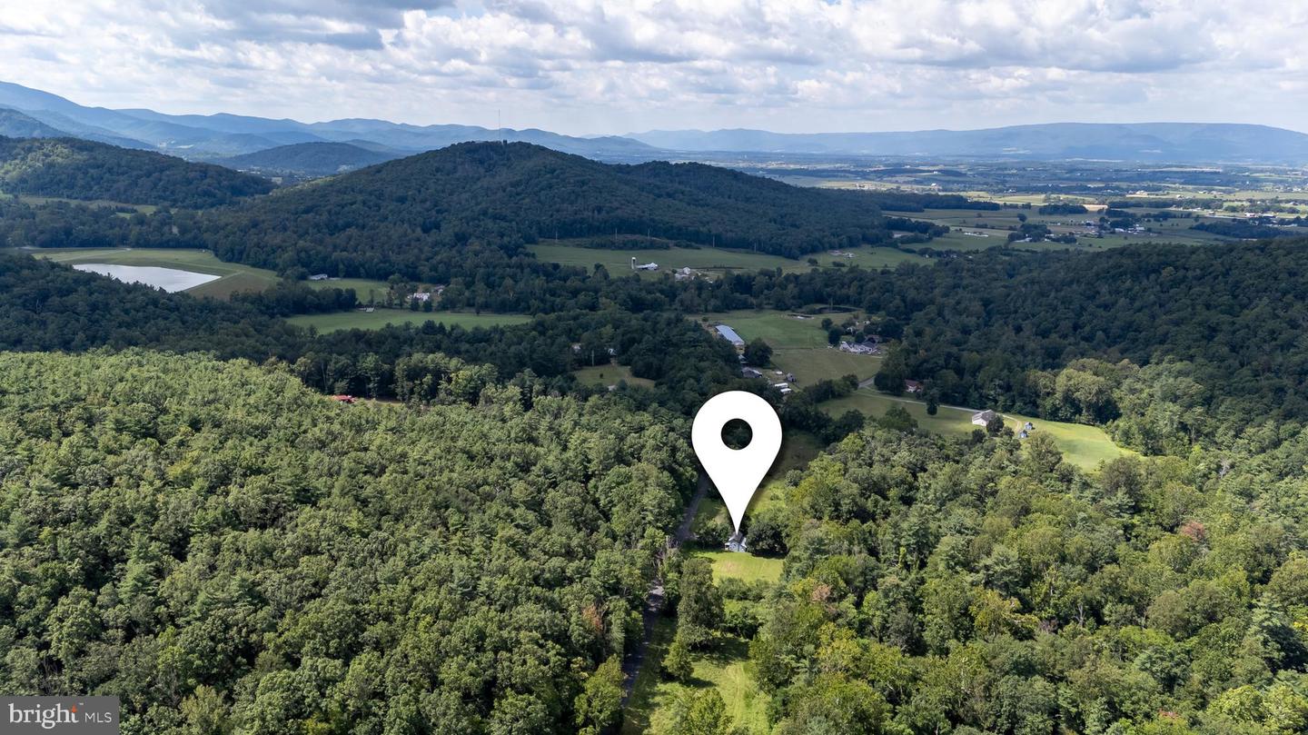 2903 DRY RUN RD, LURAY, Virginia 22835, 2 Bedrooms Bedrooms, ,1 BathroomBathrooms,Residential,For sale,2903 DRY RUN RD,VAPA2005322 MLS # VAPA2005322