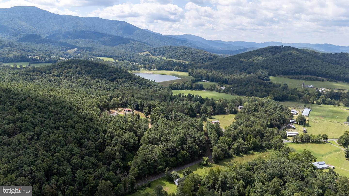 2903 DRY RUN RD, LURAY, Virginia 22835, 2 Bedrooms Bedrooms, ,1 BathroomBathrooms,Residential,For sale,2903 DRY RUN RD,VAPA2005322 MLS # VAPA2005322