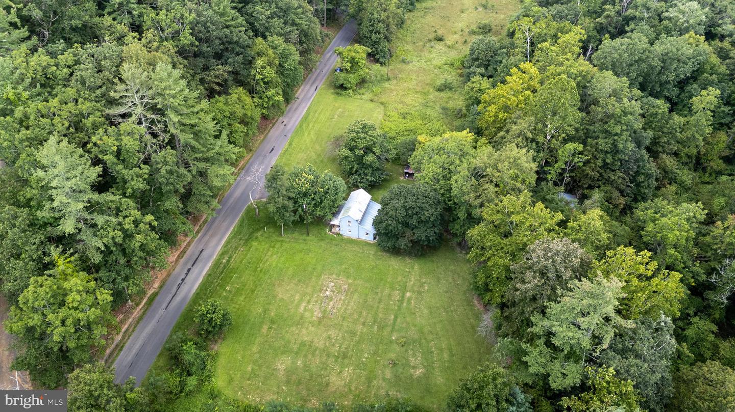 2903 DRY RUN RD, LURAY, Virginia 22835, 2 Bedrooms Bedrooms, ,1 BathroomBathrooms,Residential,For sale,2903 DRY RUN RD,VAPA2005322 MLS # VAPA2005322