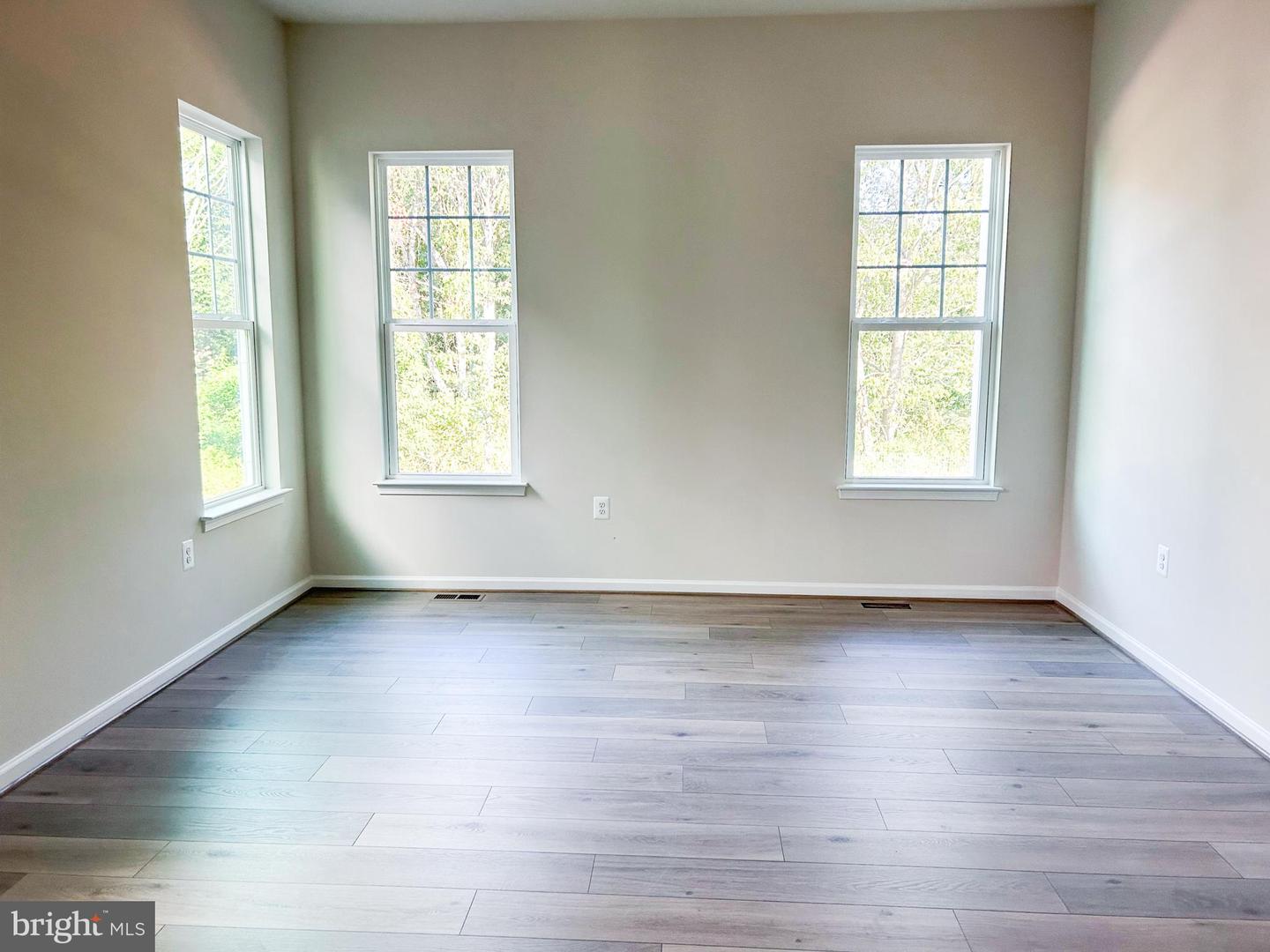 9293 CRESTVIEW RIDGE DR, BRISTOW, Virginia 20136, 4 Bedrooms Bedrooms, ,3 BathroomsBathrooms,Residential,For sale,9293 CRESTVIEW RIDGE DR,VAPW2103352 MLS # VAPW2103352
