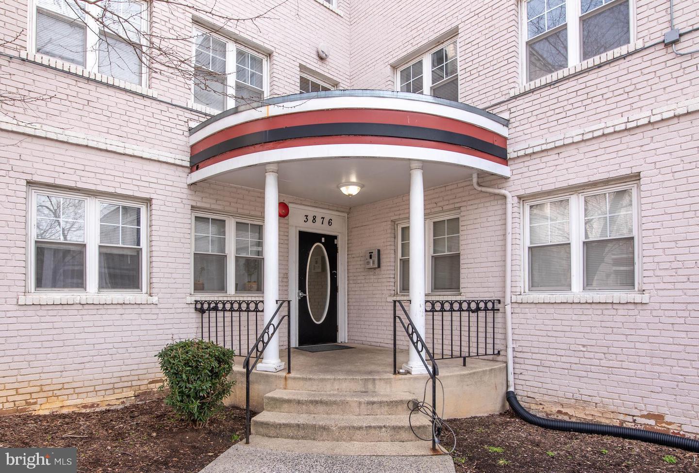 3876 9TH ST SE #302, WASHINGTON, District Of Columbia 20032, 1 Bedroom Bedrooms, ,1 BathroomBathrooms,Residential,For sale,3876 9TH ST SE #302,DCDC2220606 MLS # DCDC2220606